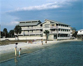 Апарт отель Cedar Cove Beach And Yacht Club Сидар-Ки Экстерьер фото